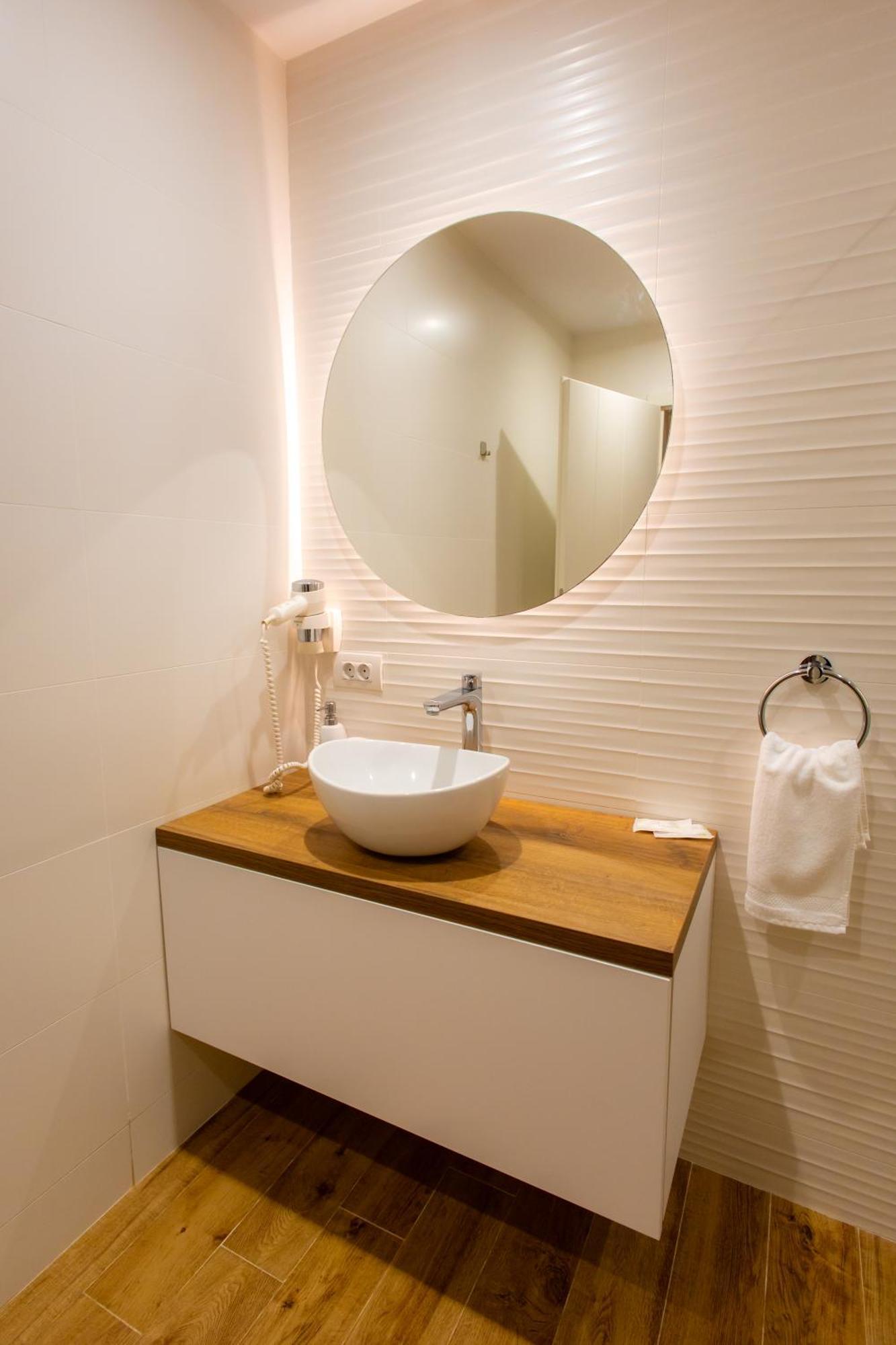 Yrys House - Adults Only Hotel Ieşelniţa Екстериор снимка