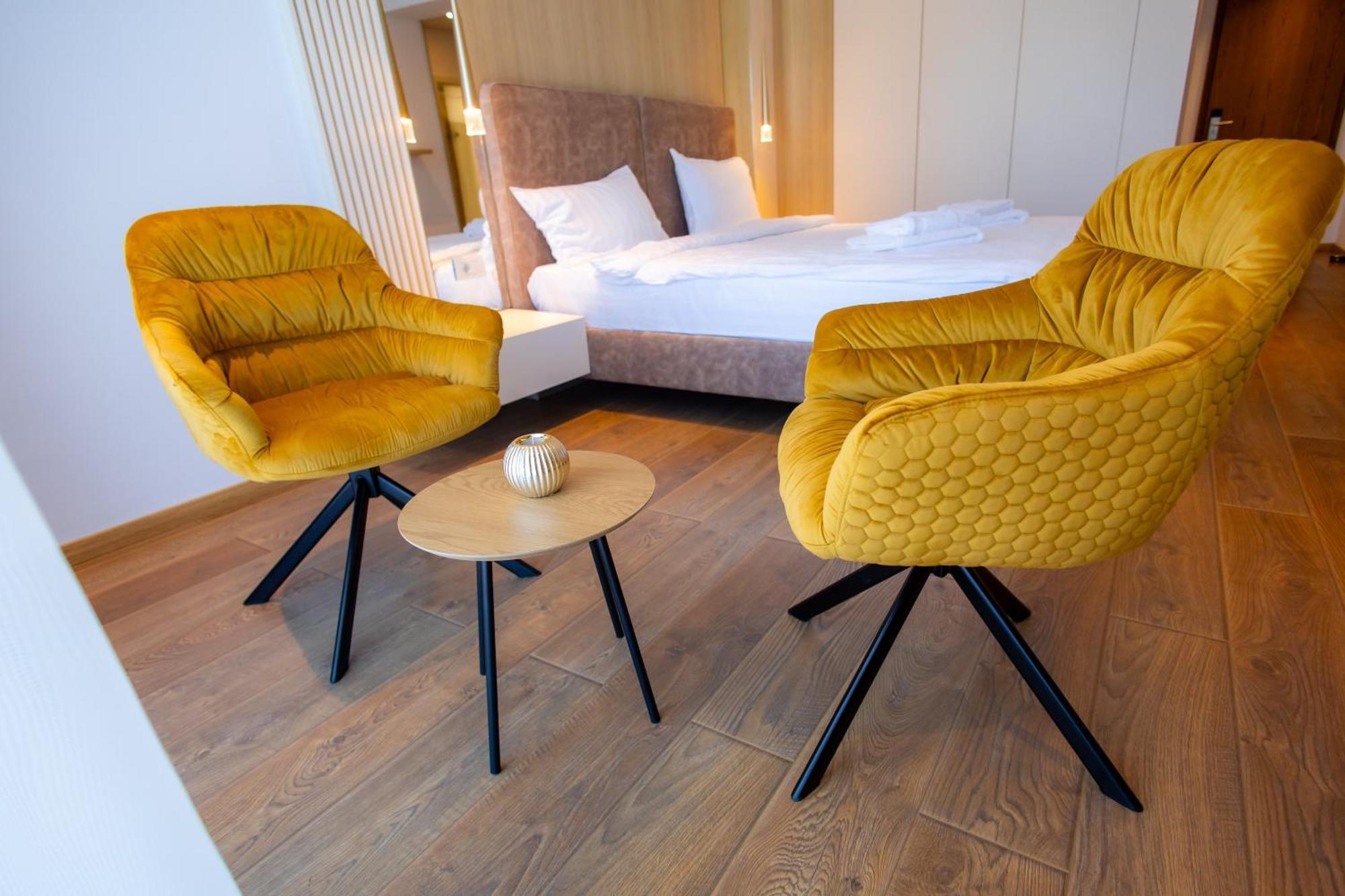 Yrys House - Adults Only Hotel Ieşelniţa Екстериор снимка