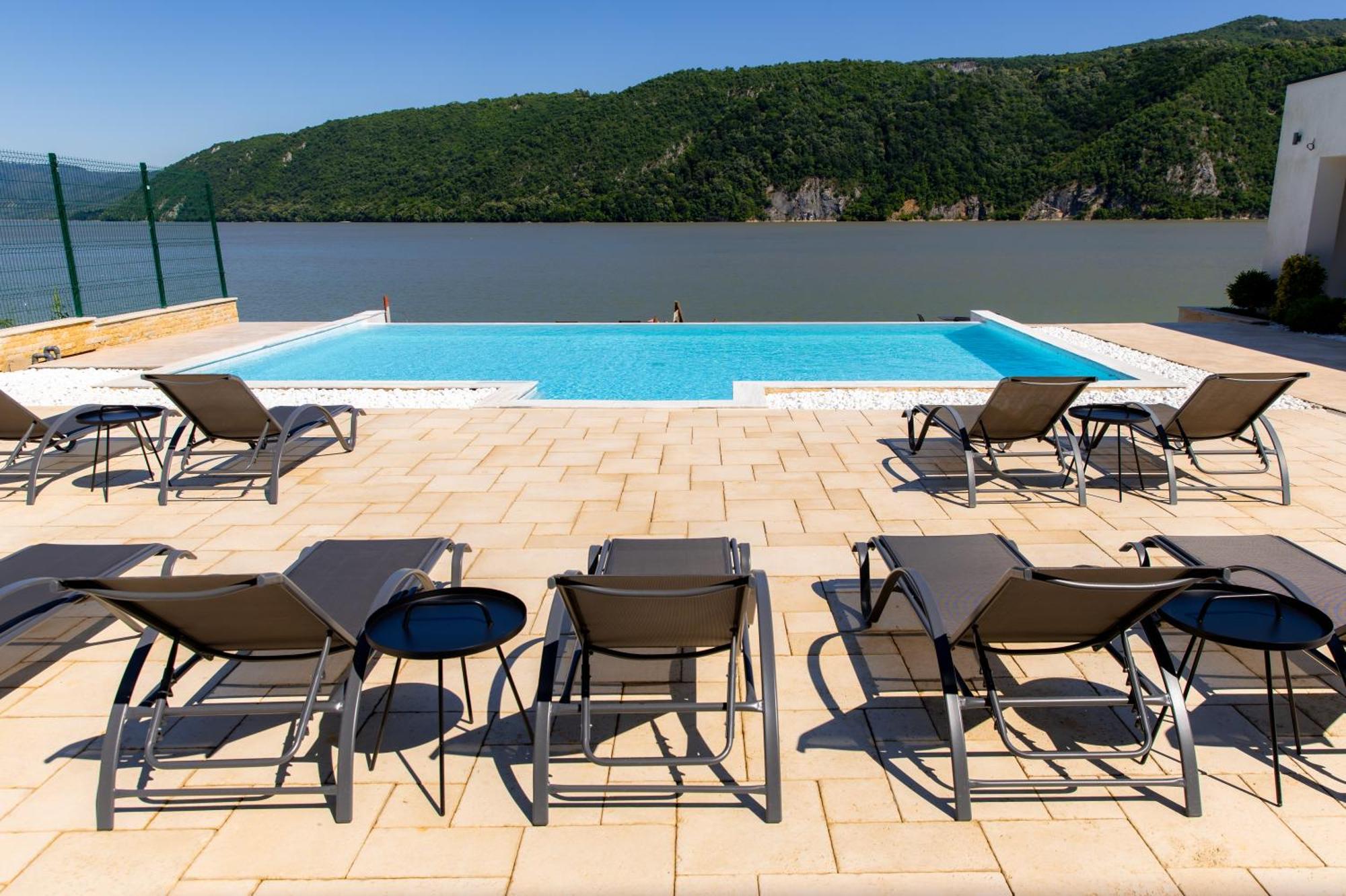 Yrys House - Adults Only Hotel Ieşelniţa Екстериор снимка